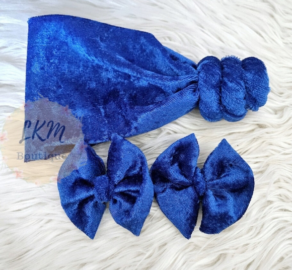 Crushed blue velvet bows